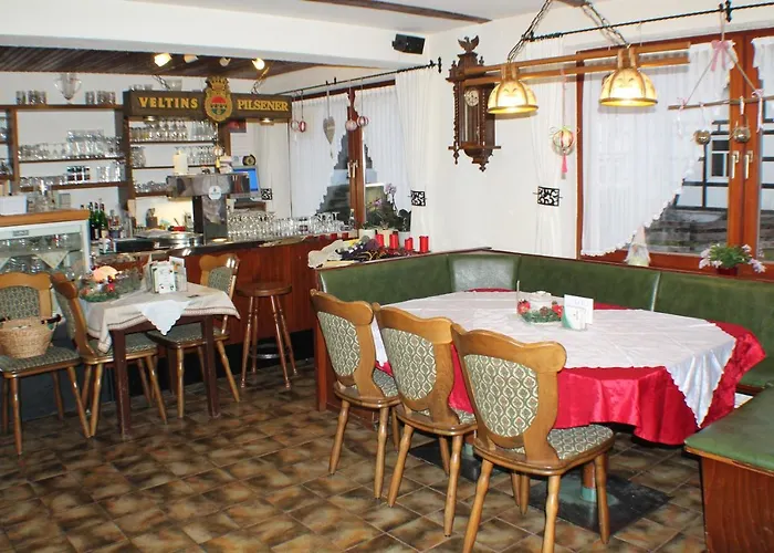 Mollseifer Hof Готель