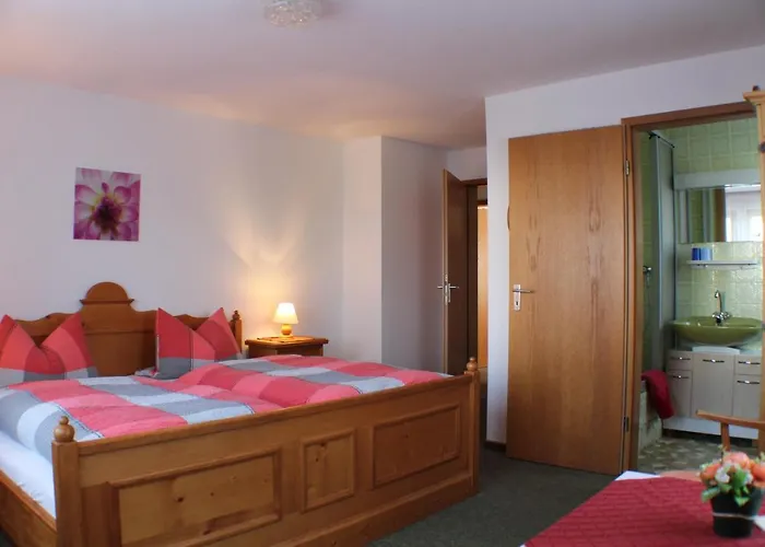 Mollseifer Hof Hotel *